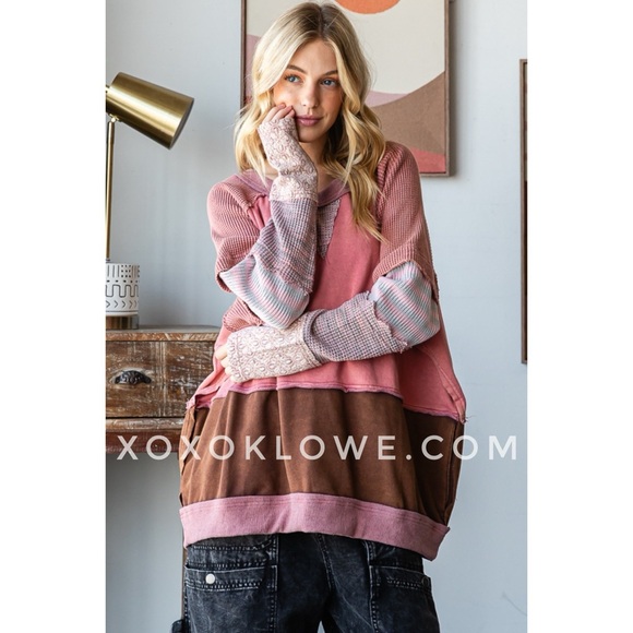 Oli & Hali All In The Cuff Mixed Print Washed Pullover in Pink Berry - Picture 7 of 10